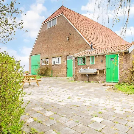 بيت للعطل Cozy Holiday Home In Sint Maartensvlotbrug With A Garden
