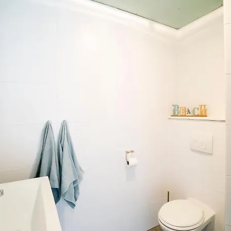 بيت للعطل Cozy Holiday Home In Sint Maartensvlotbrug With A Garden Sint Maartensvlotbrug